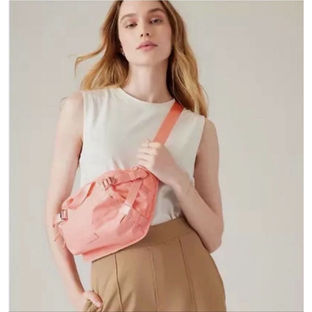 ATHLETA Spring Pink Excursion Large Belt Bag